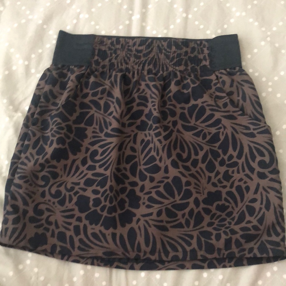 Gap Skirt